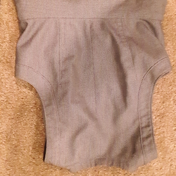 Grey/silver cropped button vest - Picture 2 of 4